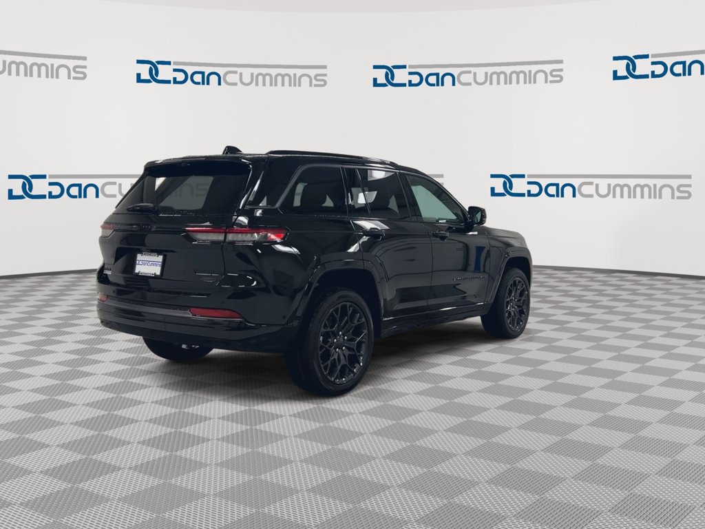 New 2026 Jeep Grand Cherokee Summit w/ Obsidian Package AWD/4WD image 8