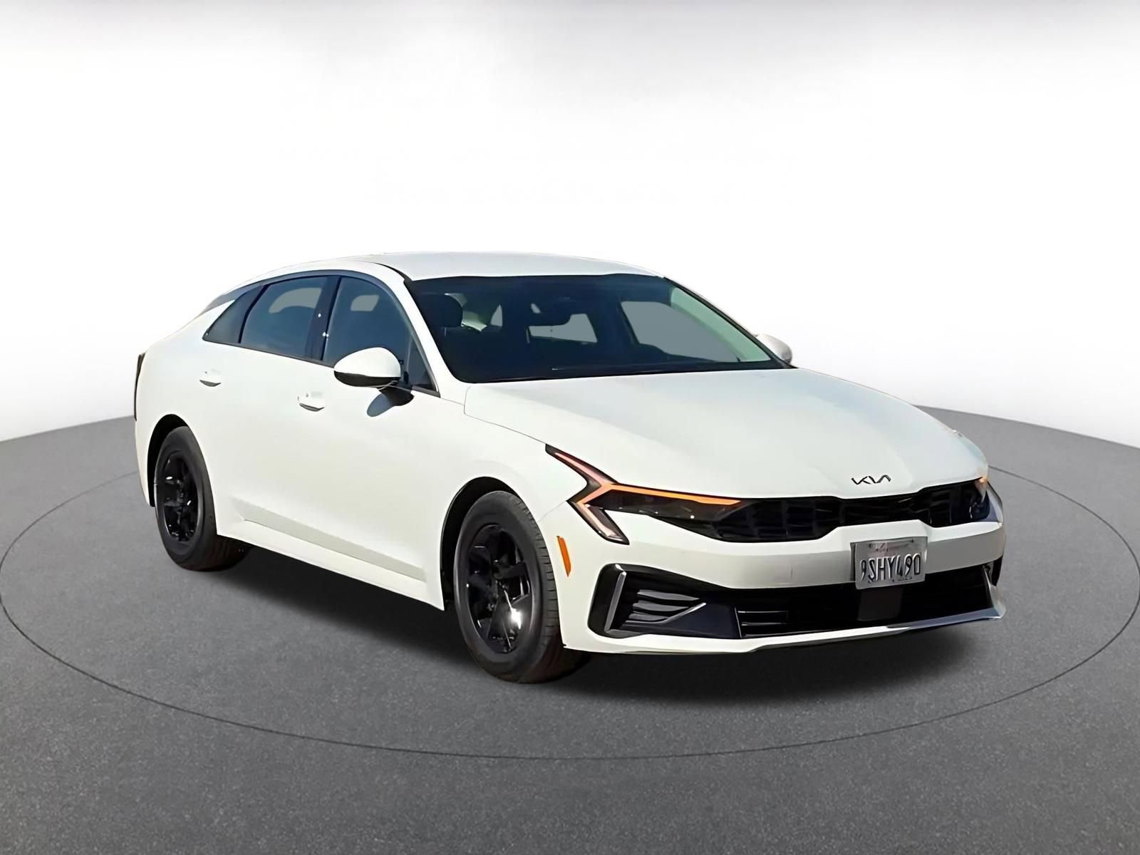 Used 2025 Kia K5 LXS image 3