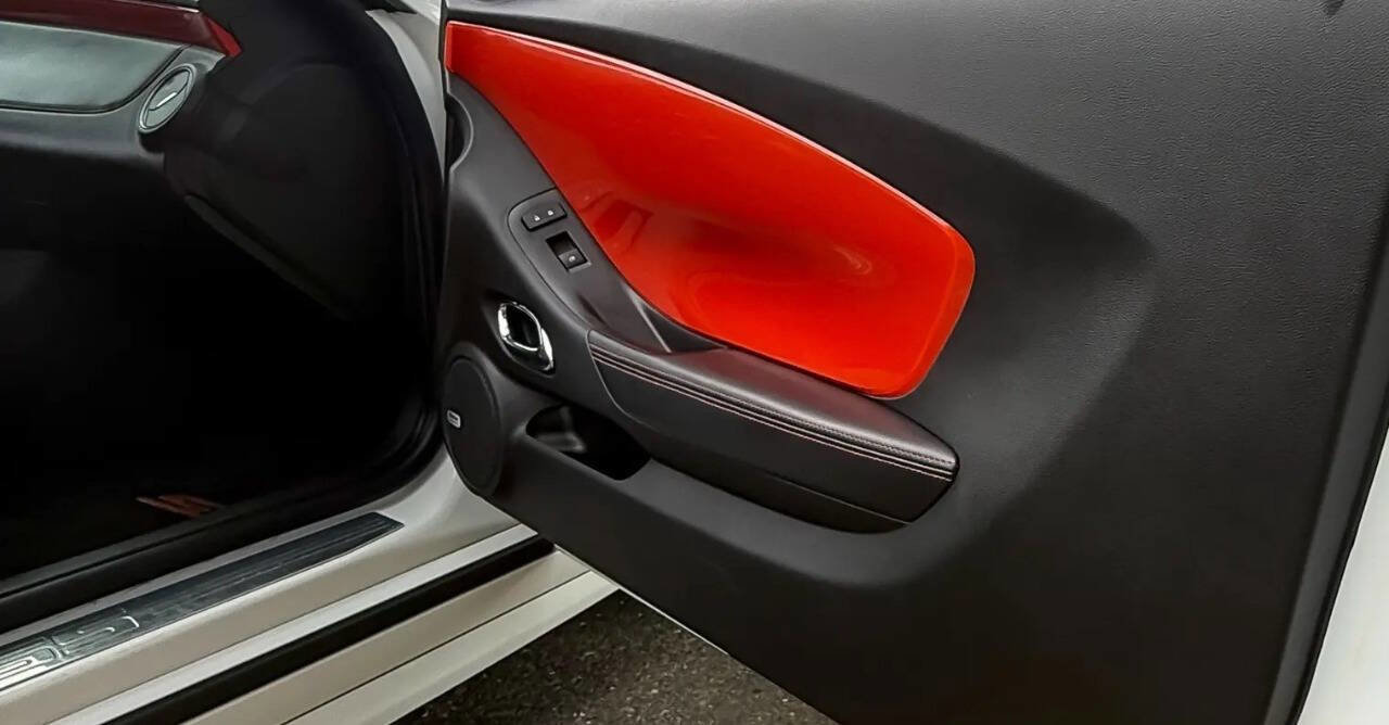 Used 2014 Chevrolet Camaro SS w/ RS Package image 15