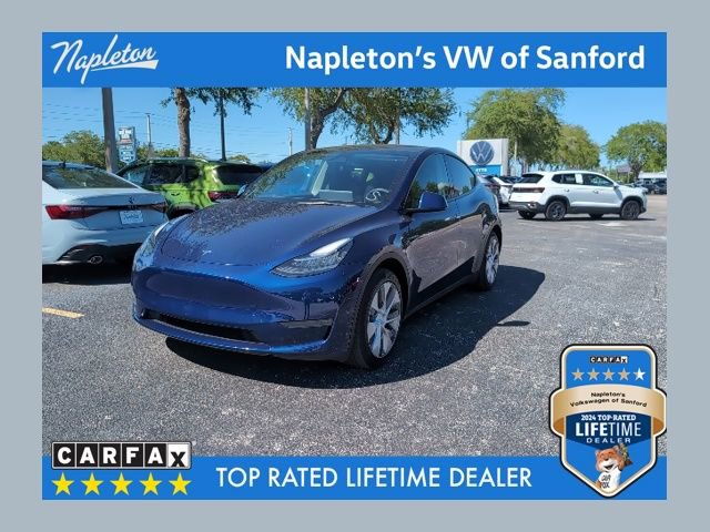 Used 2023 Tesla Model Y Long Range AWD/4WD image 1