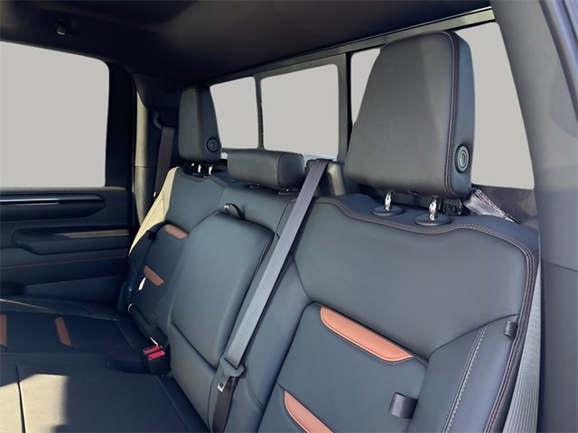 Used 2024 GMC Sierra 2500 AT4 w/ Technology Package image 22