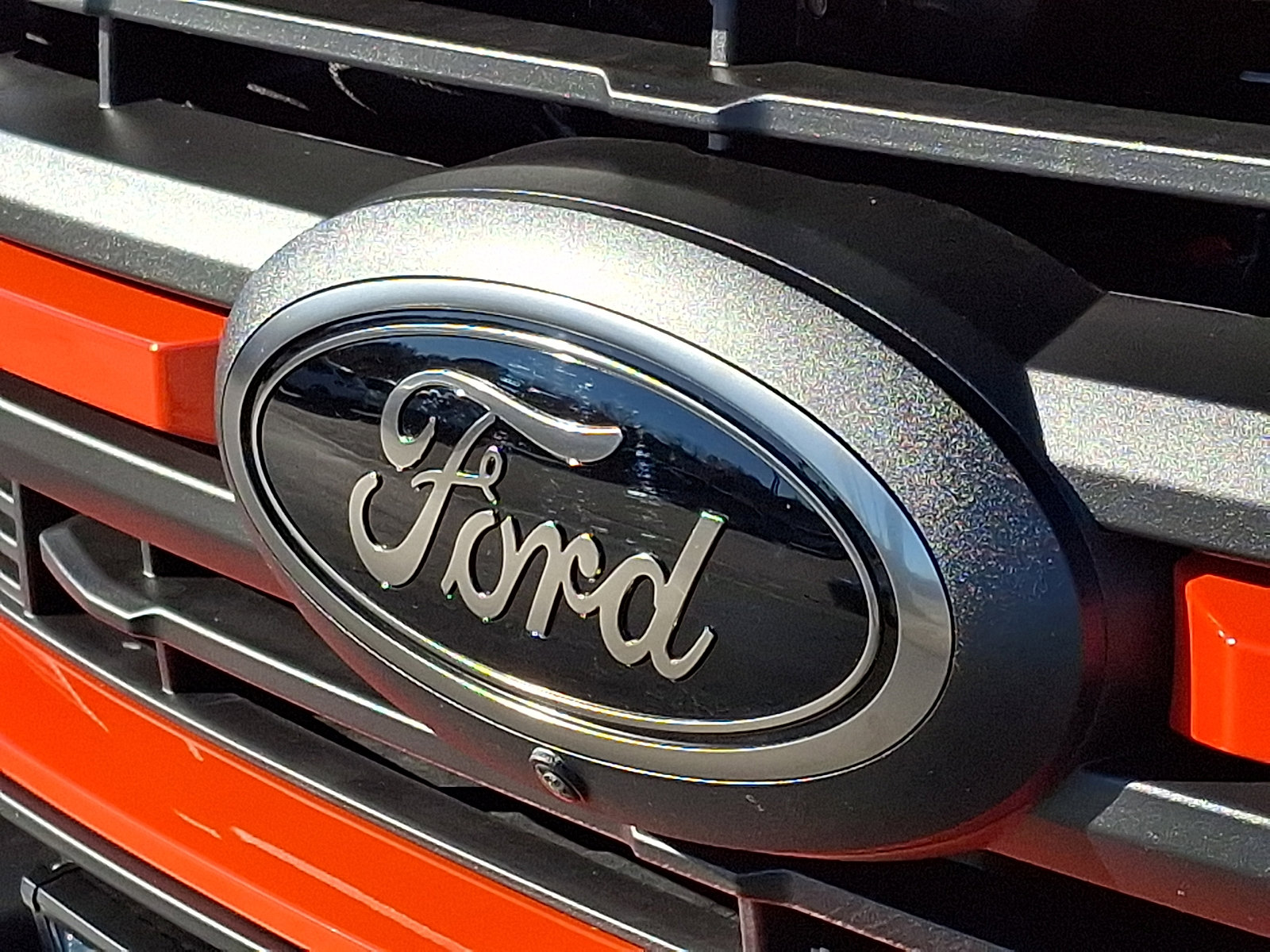 New 2026 Ford F250 Lariat w/ Black Appearance Package image 11