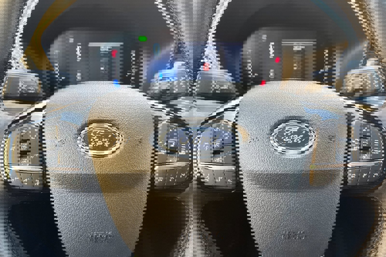 Certified 2025 Ford Escape SE image 25