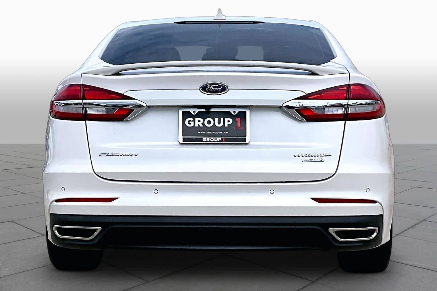 Used 2020 Ford Fusion Titanium FWD image 5