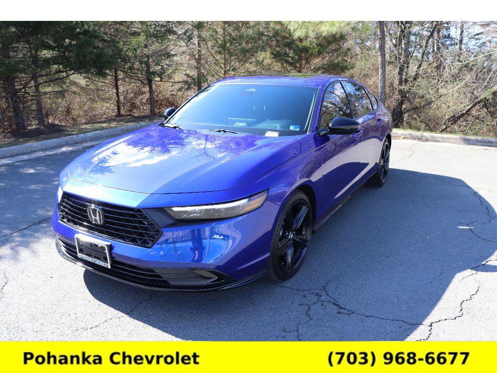 Used 2024 Honda Accord Sport image 3