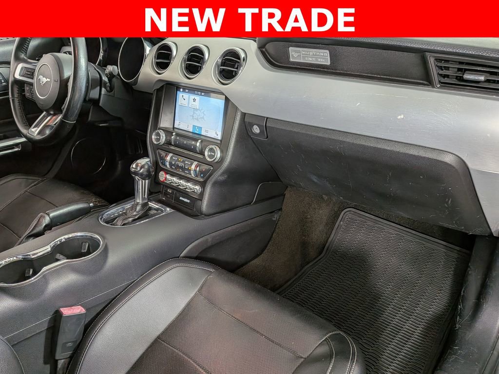 Used 2016 Ford Mustang Premium image 26