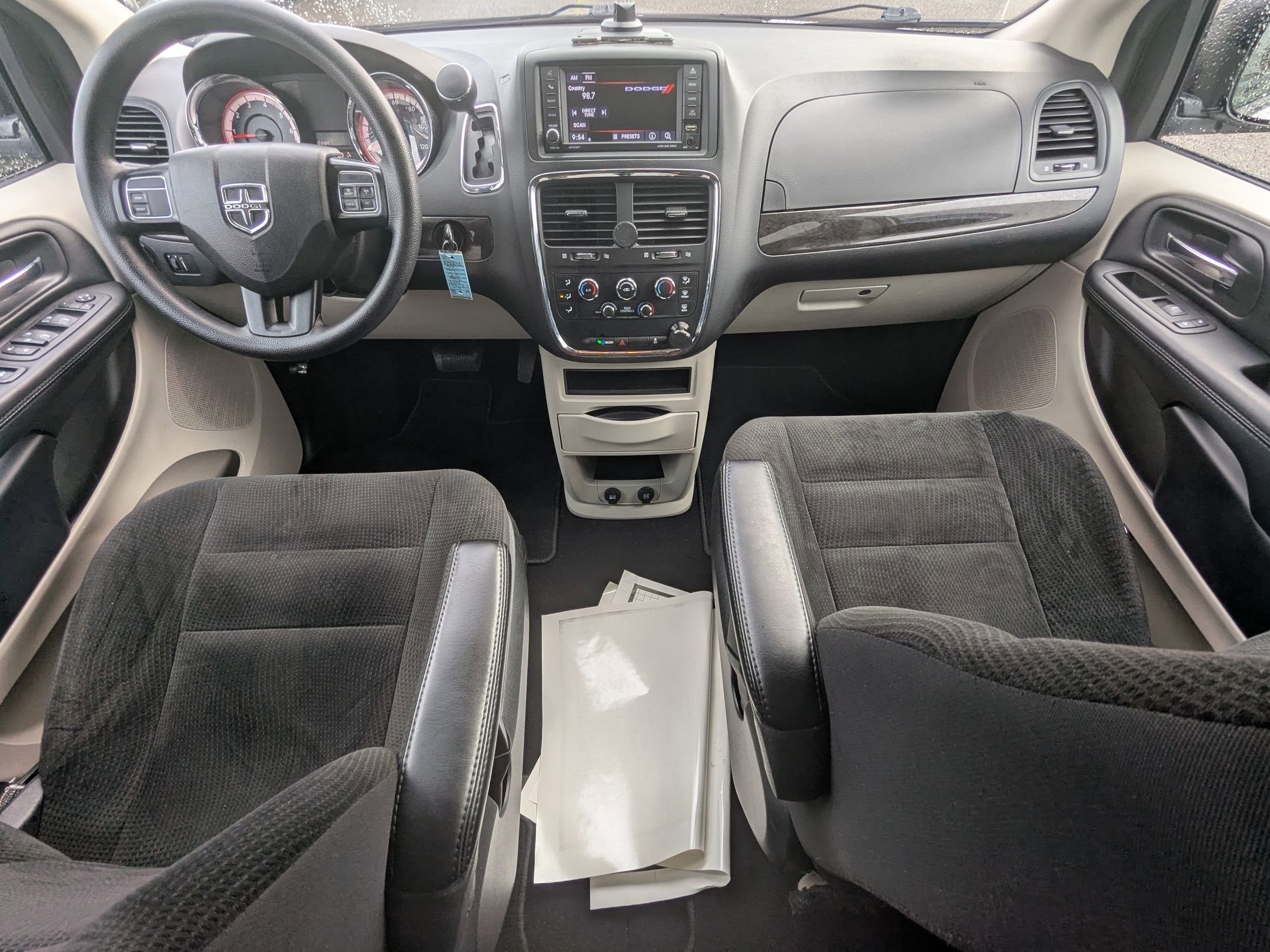 Used 2019 Dodge Grand Caravan SE image 22