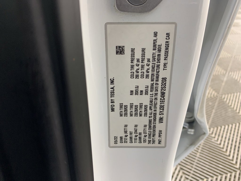 Used 2022 Tesla Model 3 Performance image 10