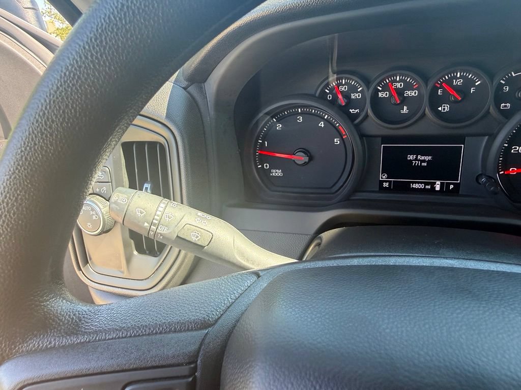 Used 2025 Chevrolet Silverado 2500 Custom w/ Custom Value Package RWD image 33