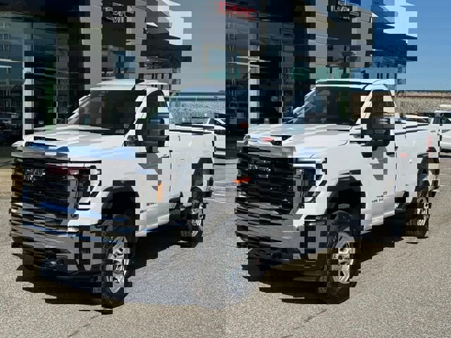 New 2025 GMC Sierra 3500 Pro w/ Convenience Package