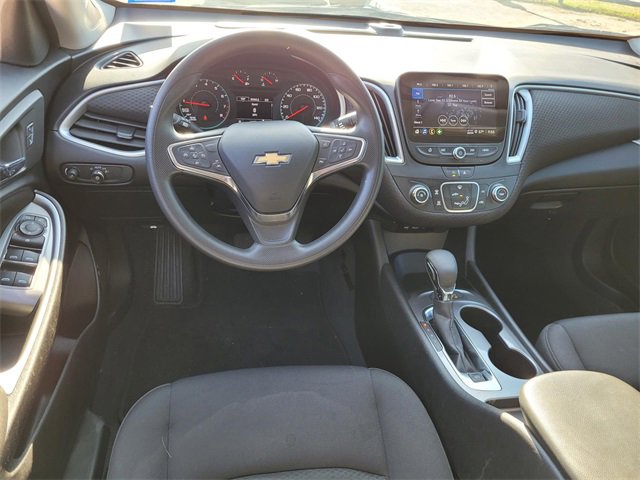 Used 2025 Chevrolet Malibu LS image 13