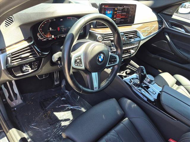 Used 2021 BMW 530i w/ M Sport Package RWD image 10