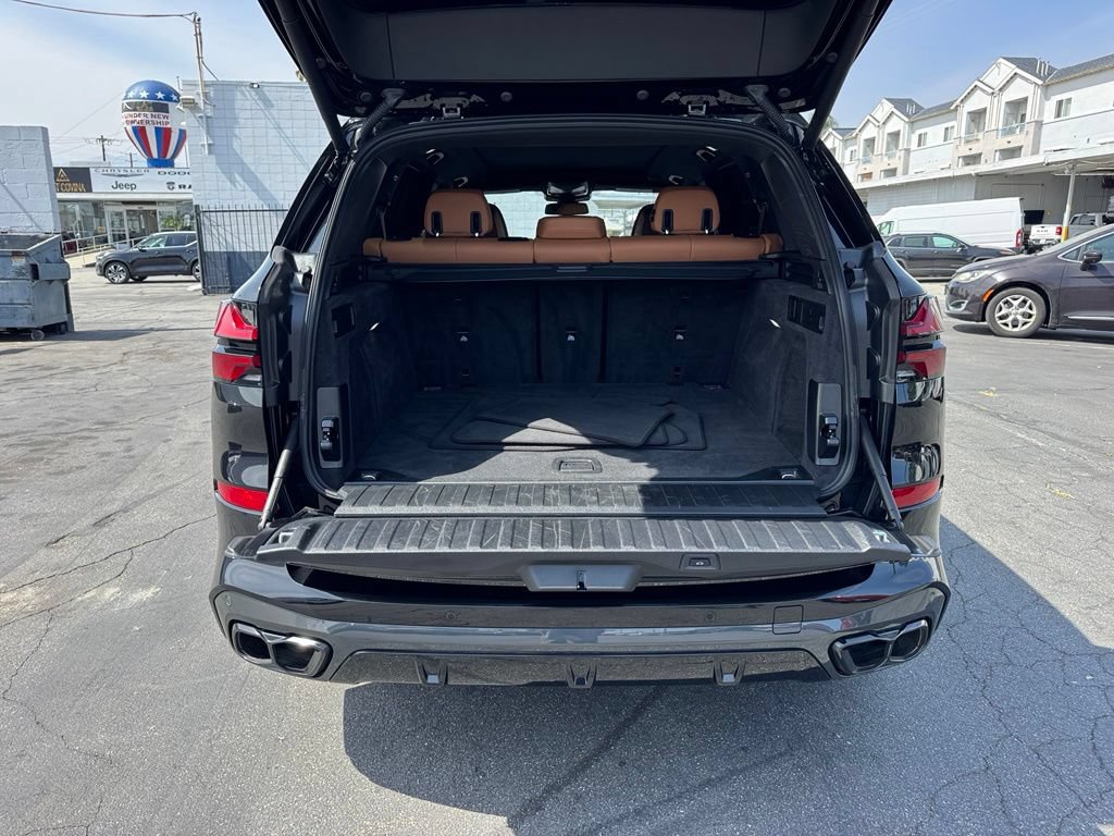 Used 2026 BMW X5 M60i AWD/4WD image 13