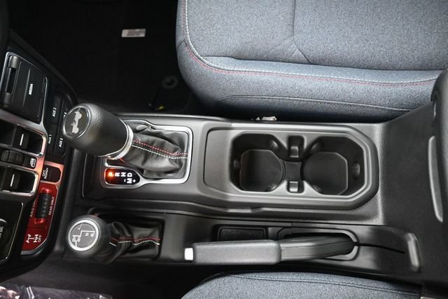 New 2026 Jeep Wrangler Unlimited Sport w/ Dual Top Group AWD/4WD image 26
