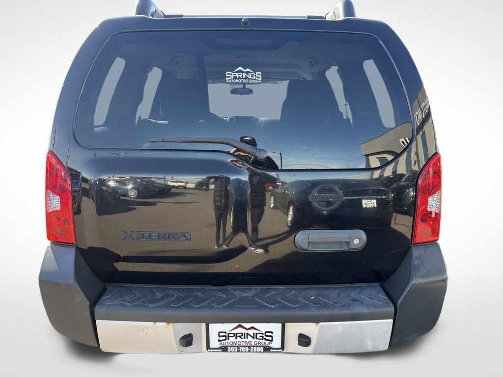 Used 2015 Nissan Xterra S w/ Value Package image 4