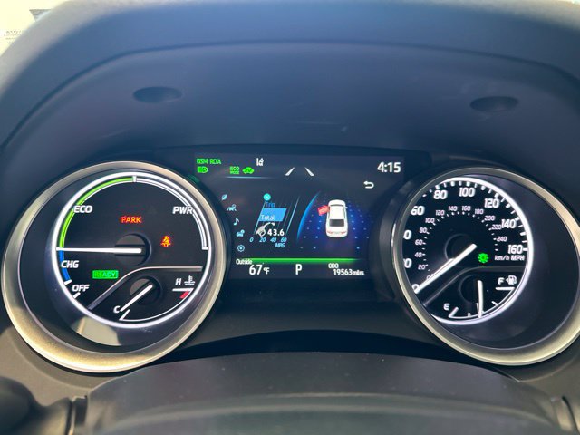 Used 2021 Toyota Camry XLE w/ Navigation Upgrade Package FWD image 13