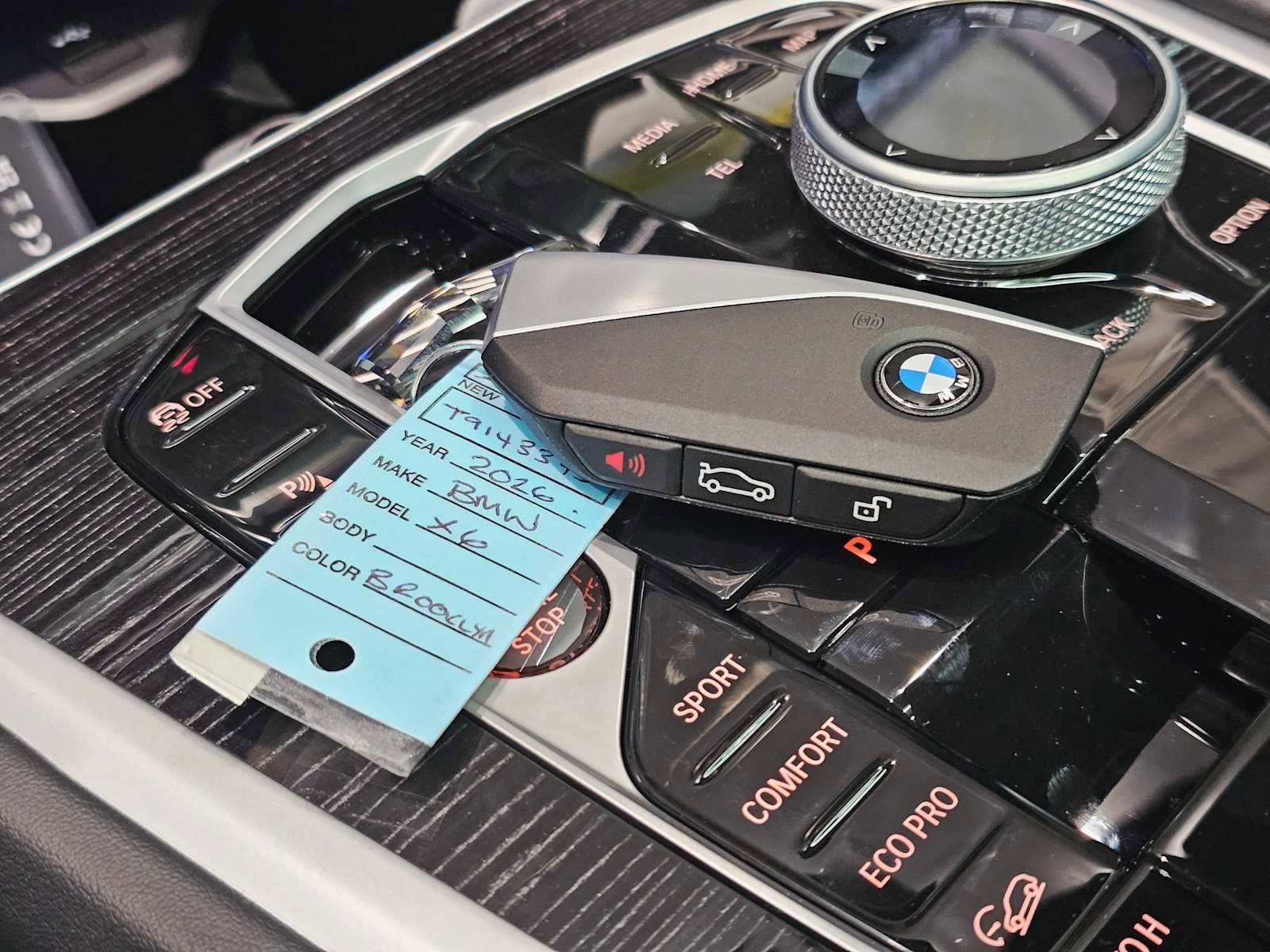 New 2026 BMW X6 xDrive40i w/ Executive Package image 30