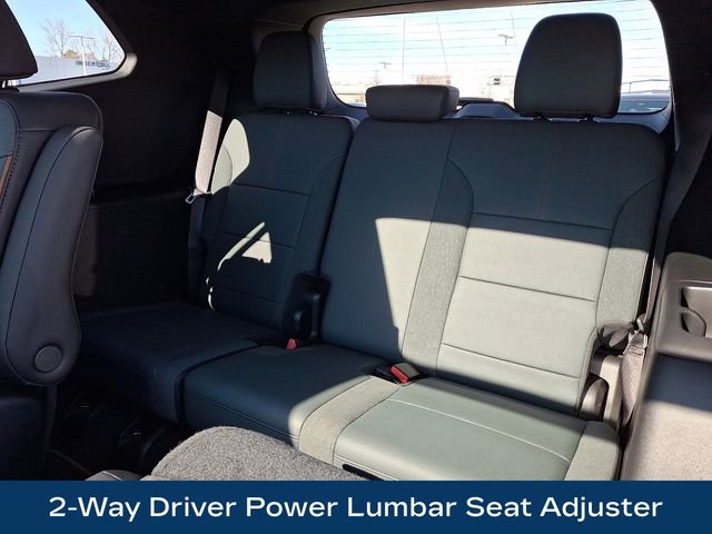 Used 2025 GMC Acadia AT4 image 19