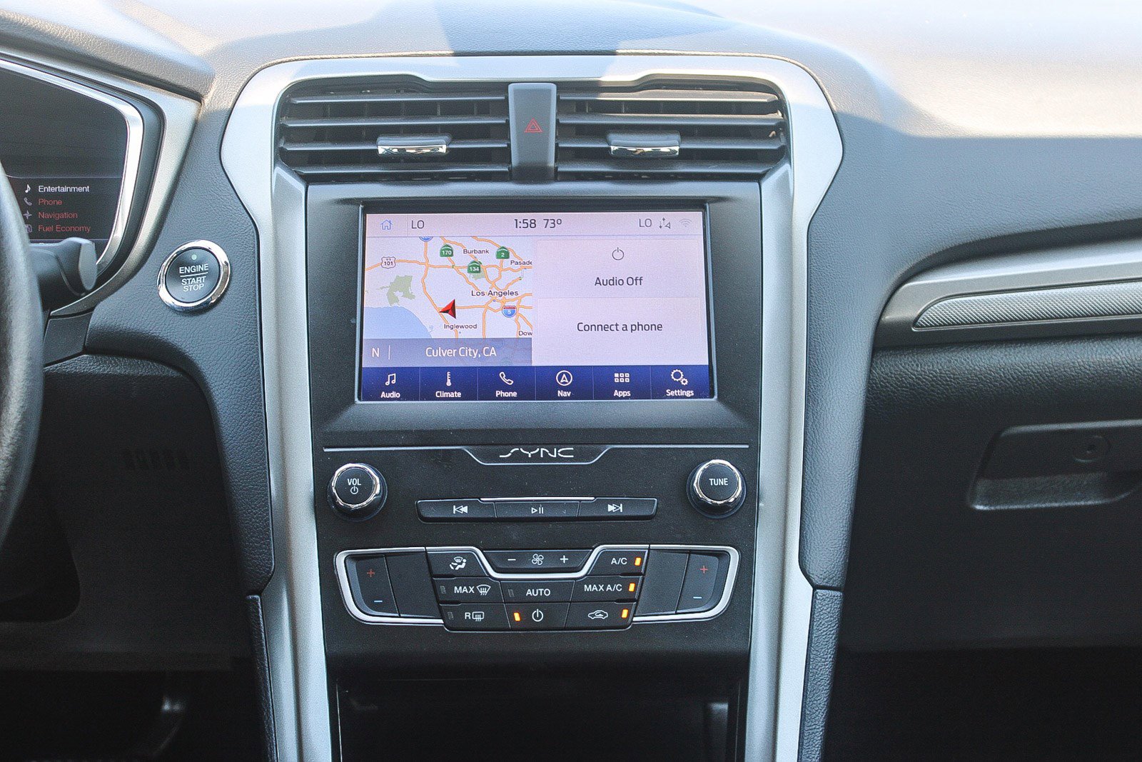 Used 2020 Ford Fusion SE image 14