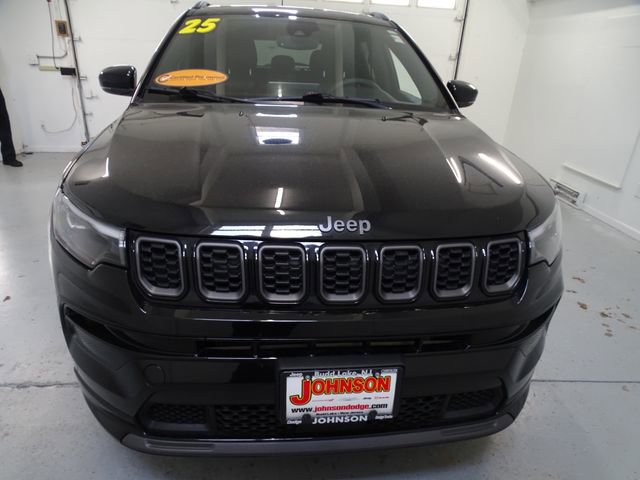 Used 2025 Jeep Compass Limited w/ High Altitude Package AWD/4WD image 27