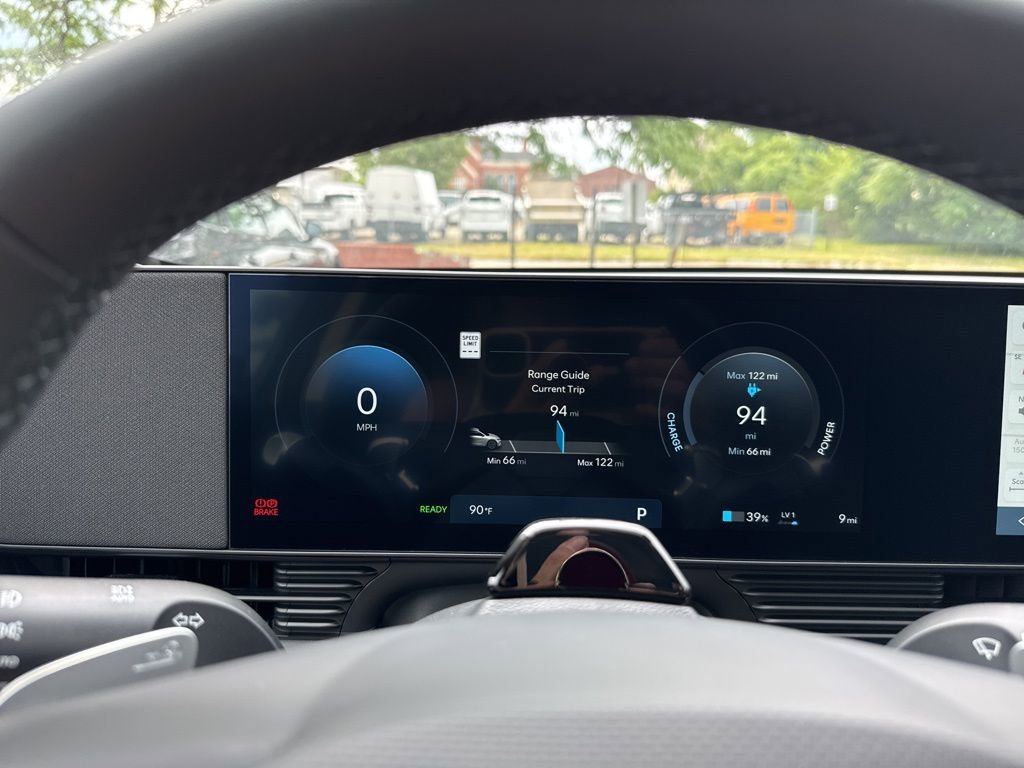 New 2025 Hyundai Ioniq 5 SEL image 39