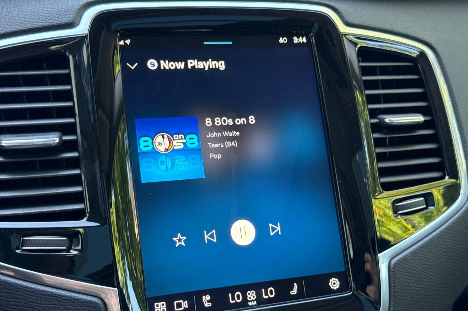 Used 2025 Volvo XC90 B6 Ultra image 25