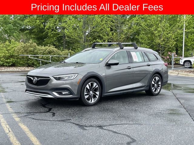 Used 2018 Buick Regal Essence w/ Driver Confidence Package #1
