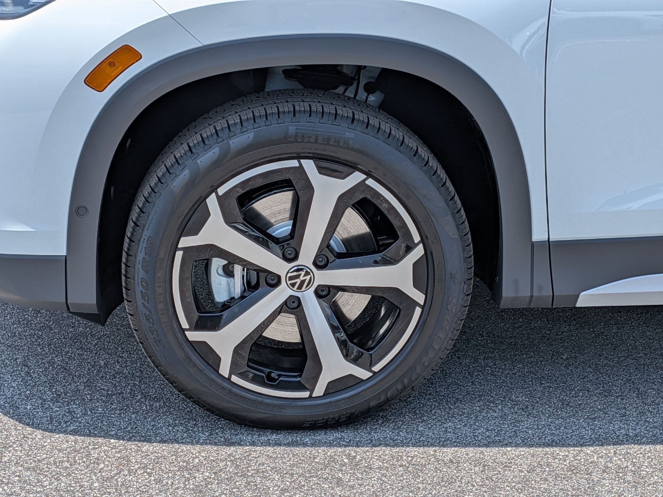 New 2026 Volkswagen Tiguan SE AWD/4WD image 10