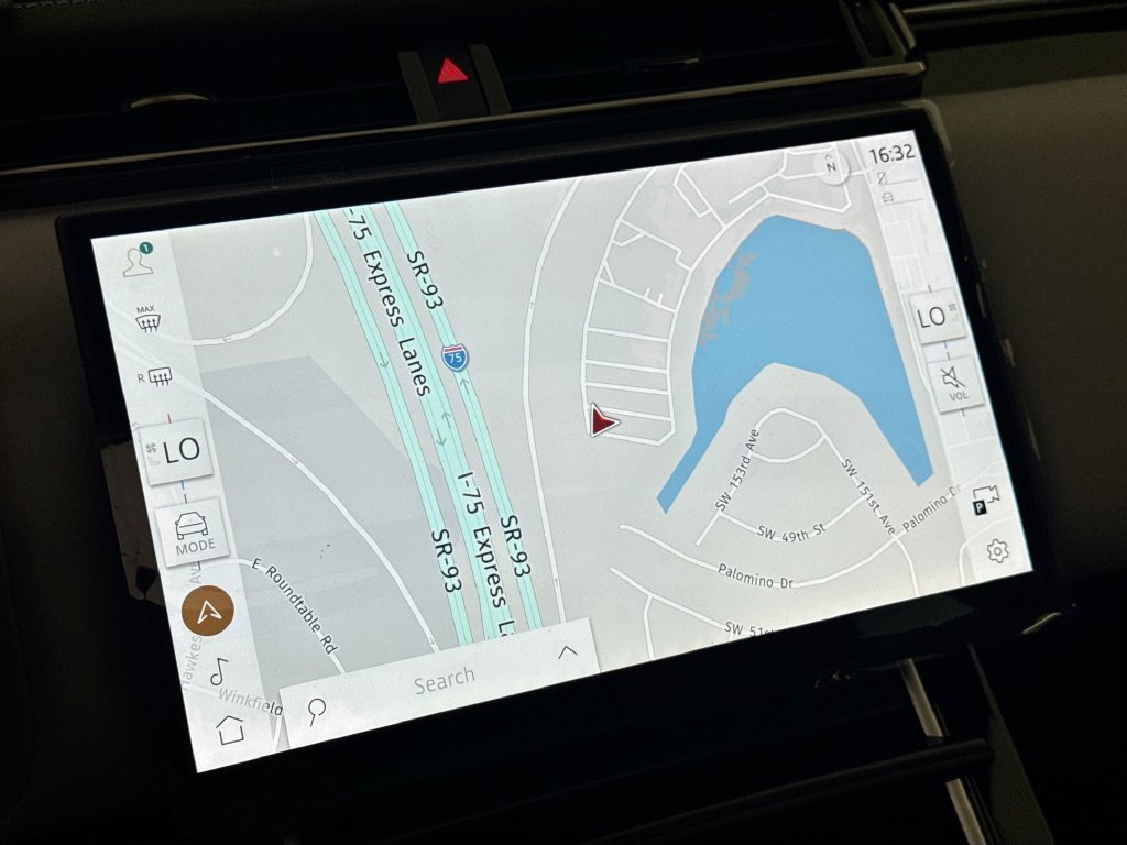 New 2026 Land Rover Range Rover Velar Belgravia AWD/4WD image 13