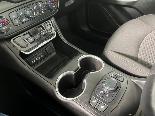 Used 2021 GMC Terrain SLE w/ Driver Convenience Package image 34