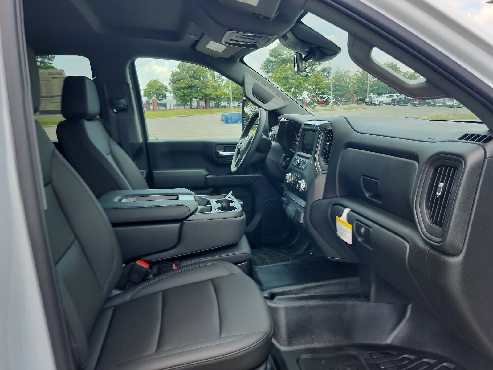 New 2025 GMC Sierra 2500 Pro image 8