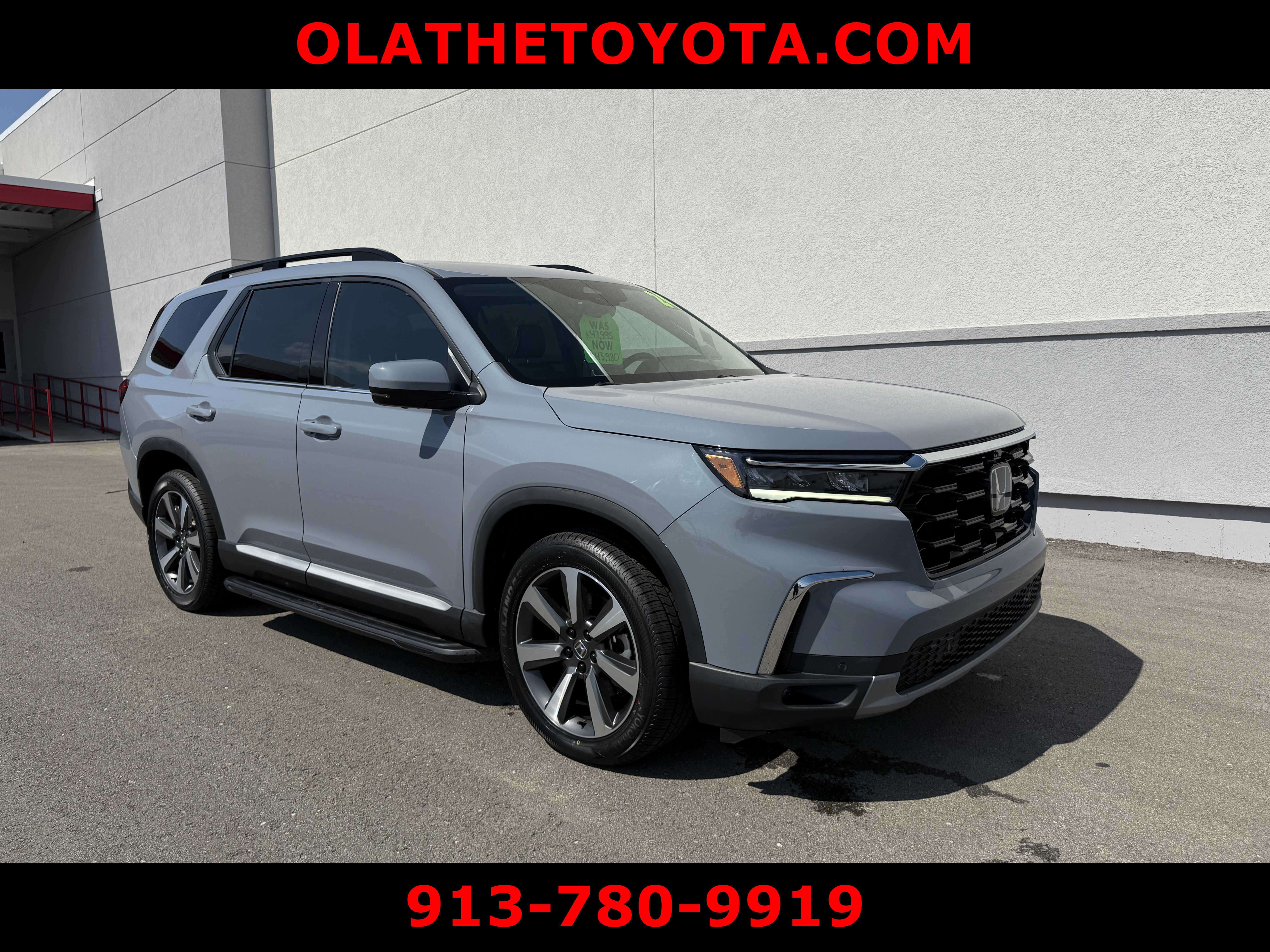 Used 2024 Honda Pilot Elite image 2