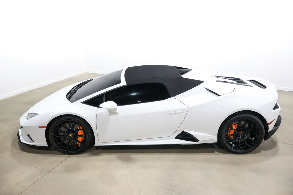 Used 2024 Lamborghini Huracan EVO image 20