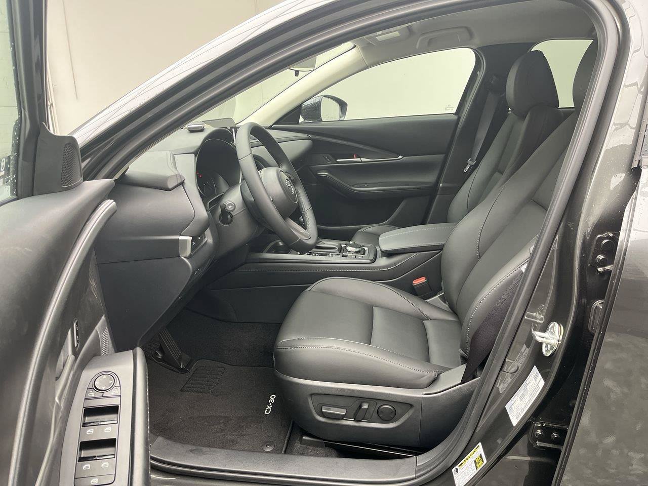 New 2026 MAZDA CX-30 AWD 2.5 S w/ Select Sport Pkg image 3
