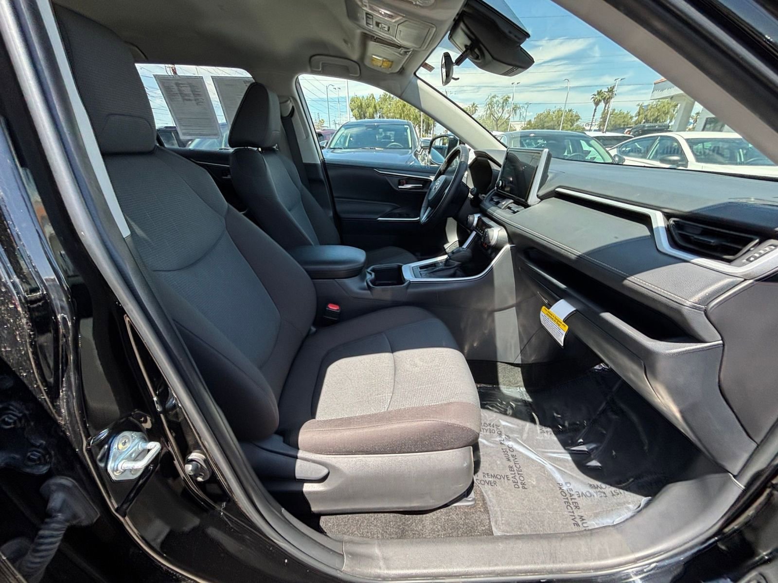 Used 2025 Toyota RAV4 XLE w/ Weather Package FWD image 27