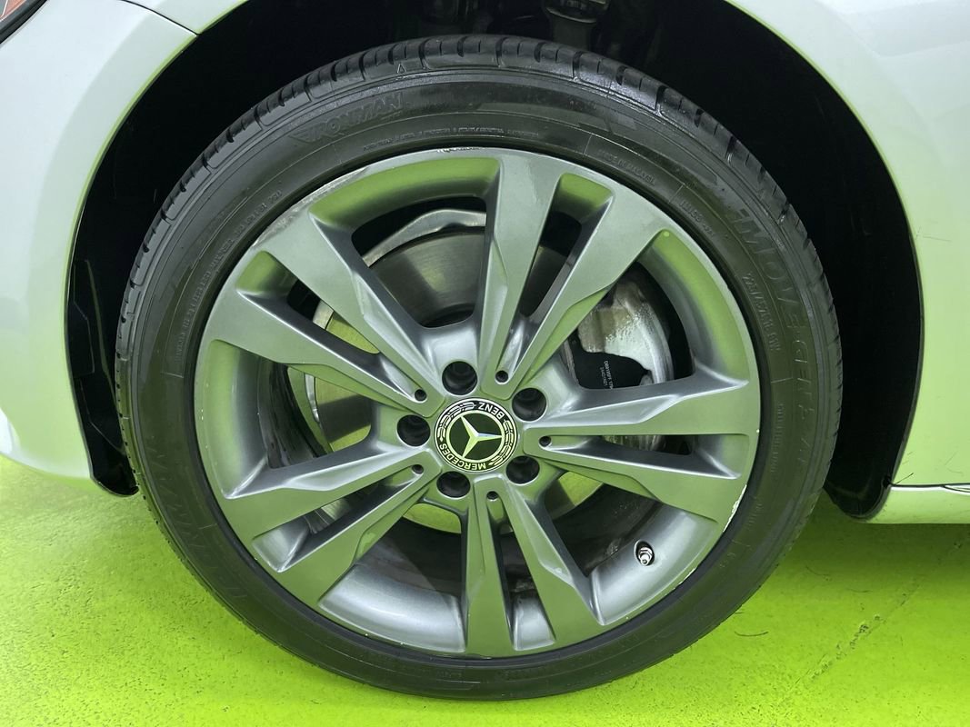 Used 2018 Mercedes-Benz C 300 4MATIC Sedan w/ Premium Package image 14