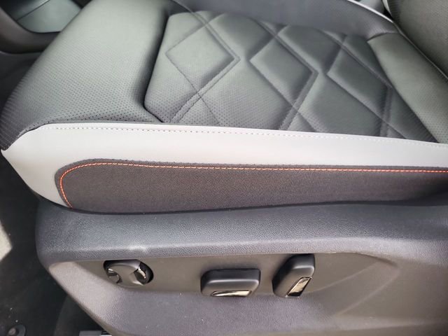 New 2026 Volkswagen Atlas Peak Edition image 12