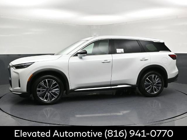 Certified 2026 INFINITI QX60 Luxe w/ Family Package AWD/4WD image 2