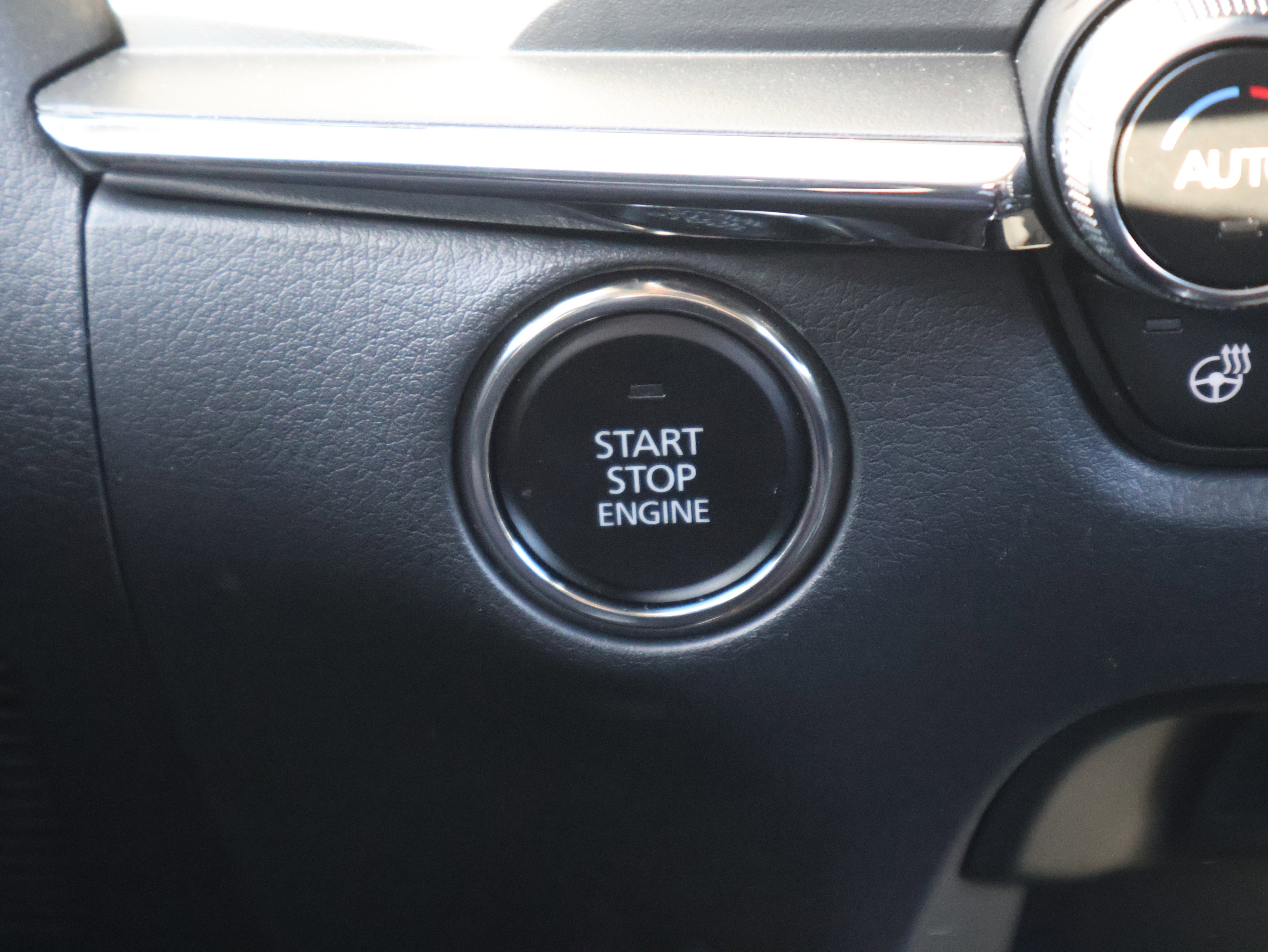 Certified 2025 MAZDA CX-30 2.5 Turbo w/ Premium Plus Pkg image 30