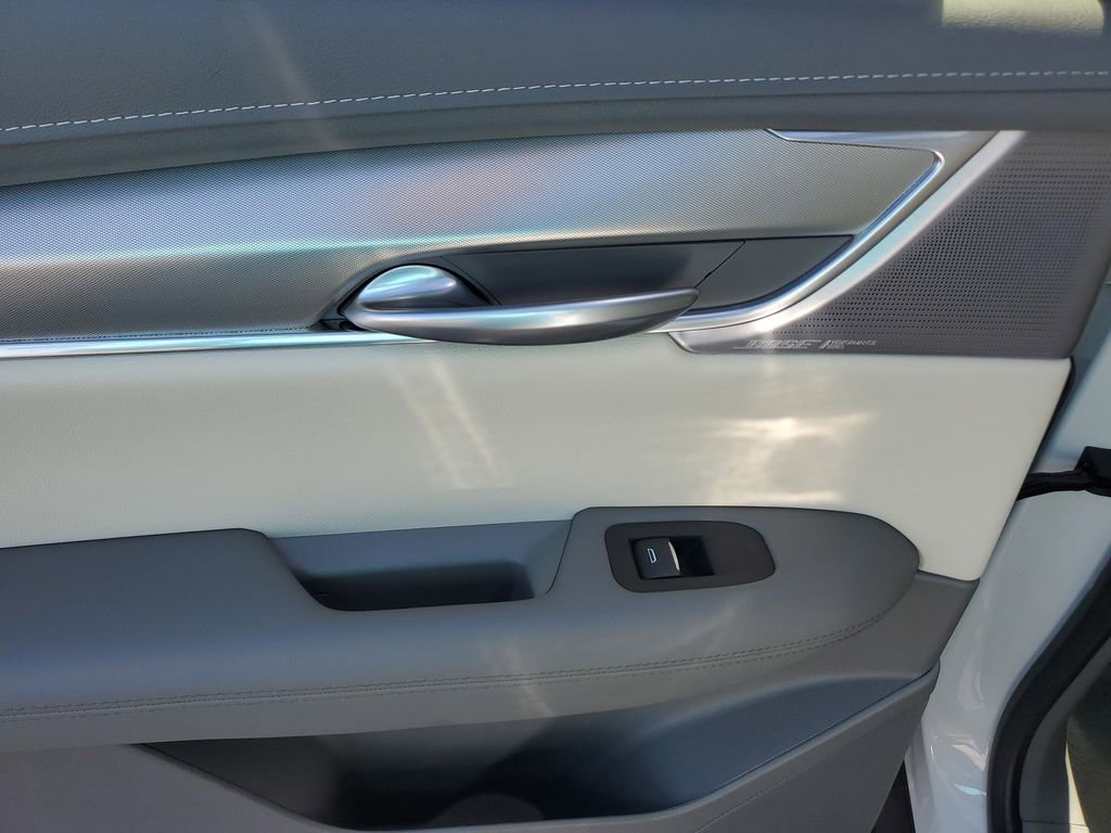 Certified 2023 Cadillac XT5 Premium Luxury w/ Technology Package image 16