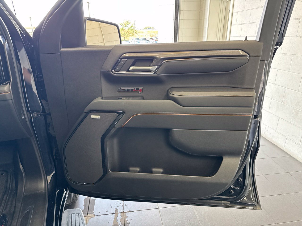 Used 2023 GMC Sierra 1500 AT4 w/ AT4 Preferred Package AWD/4WD image 56