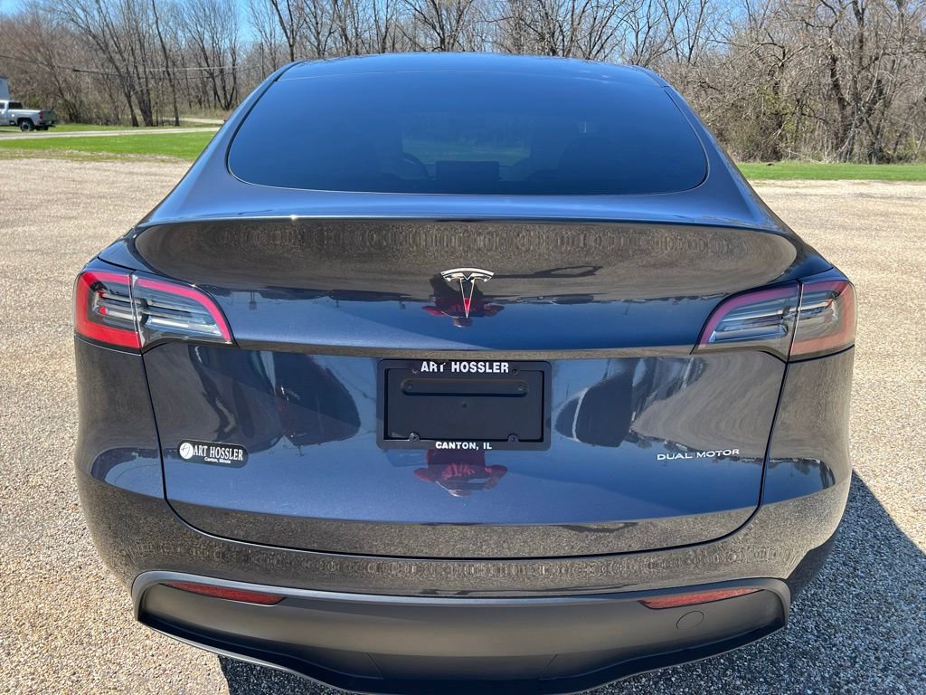 Used 2024 Tesla Model Y Long Range image 4