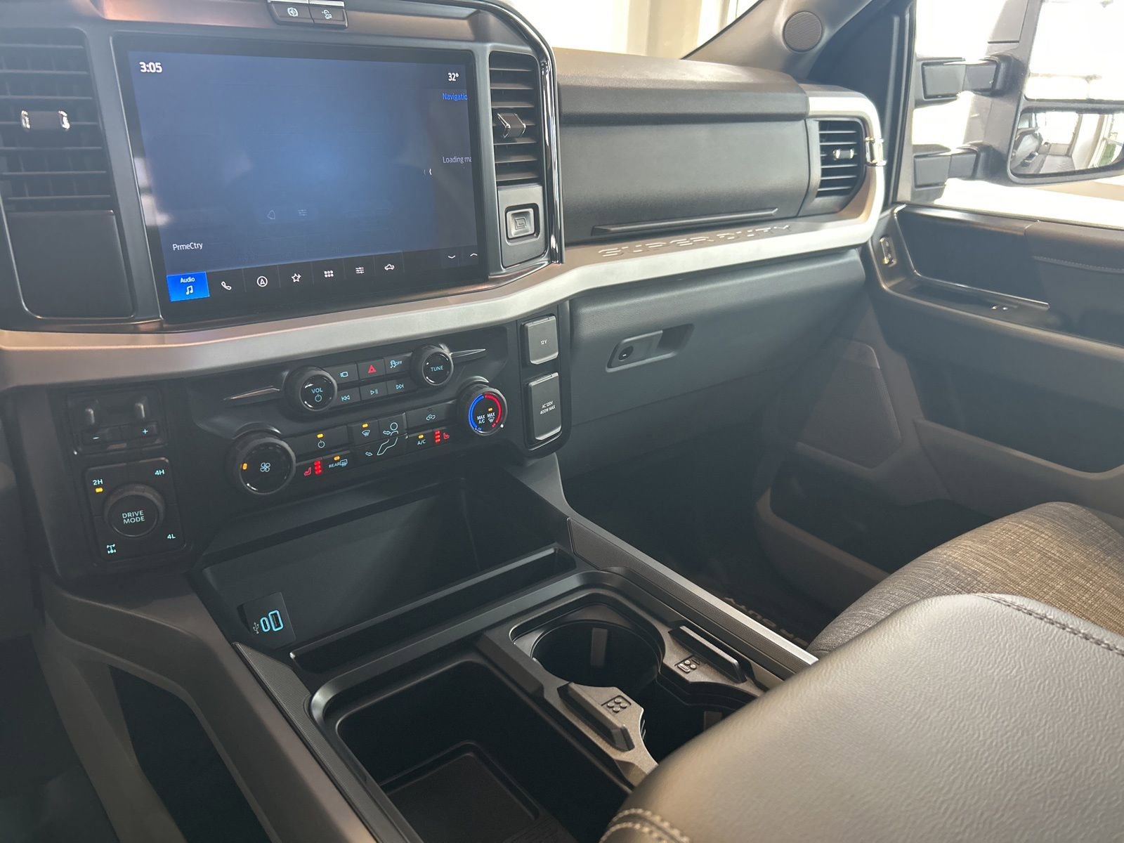 New 2026 Ford F250 XLT w/ XLT Premium Package image 22