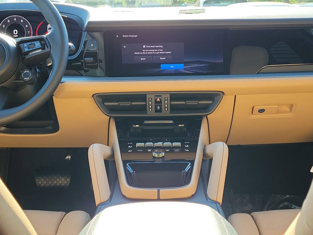 New 2026 Porsche Cayenne image 22