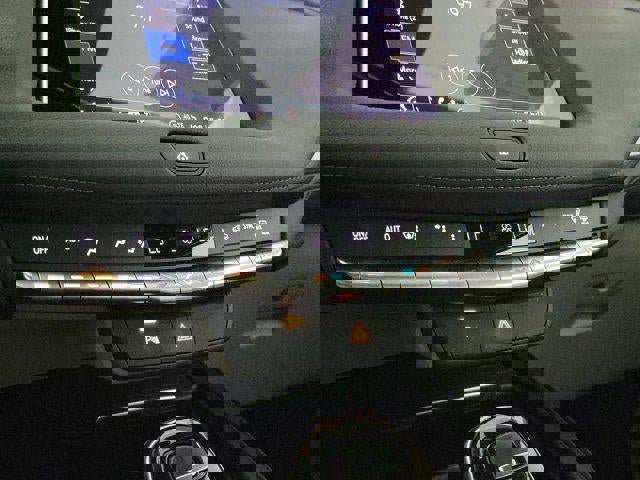 Certified 2023 Cadillac XT4 Luxury FWD image 26