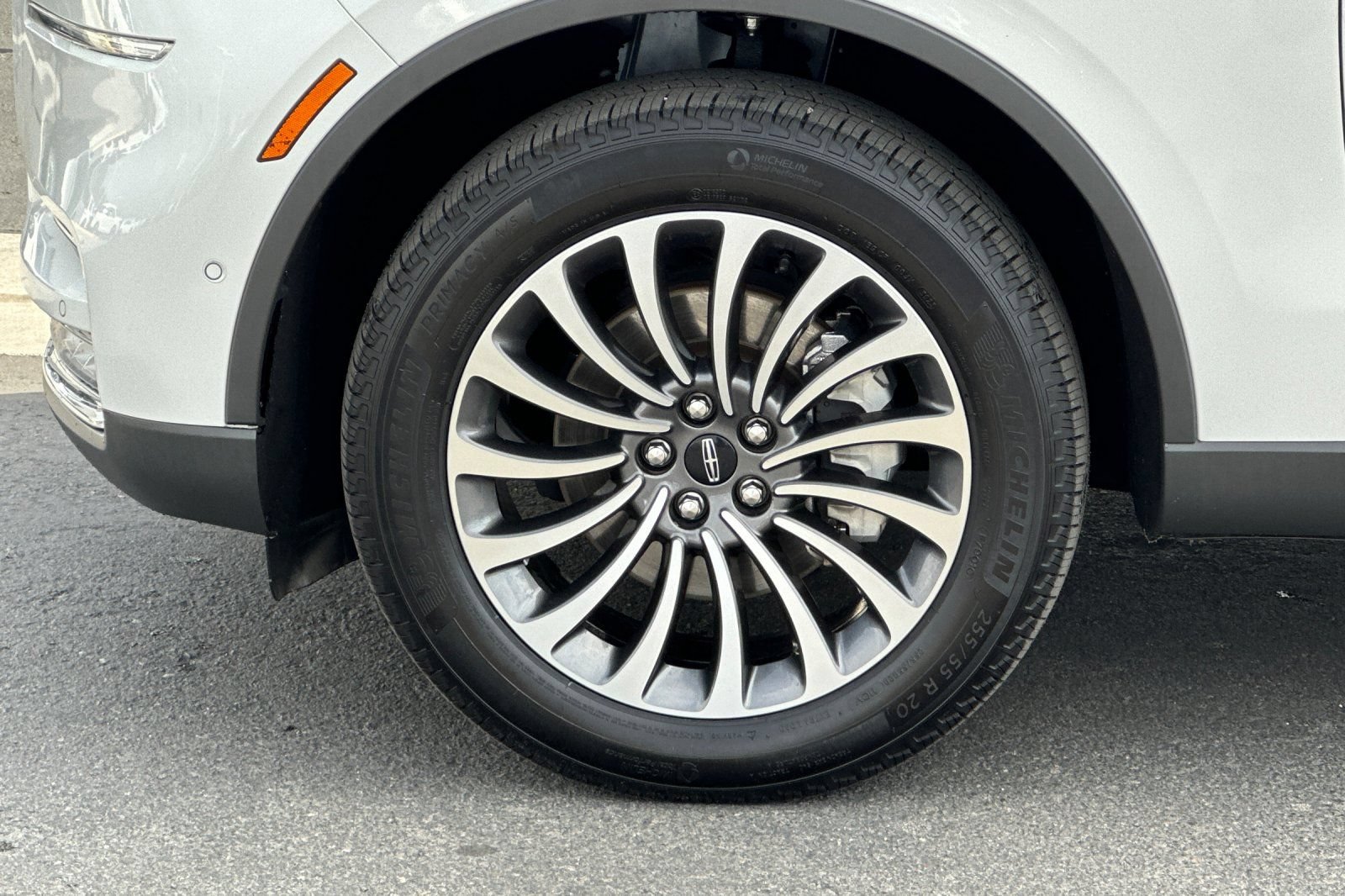 Certified 2020 Lincoln Aviator Reserve w/ Equipment Group 201A AWD/4WD image 27