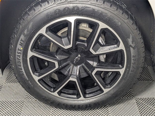 Certified 2023 Chevrolet Suburban RST w/ Luxury Package image 8