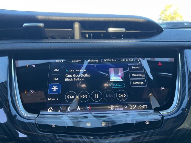 New 2025 Cadillac XT6 Premium Luxury image 28