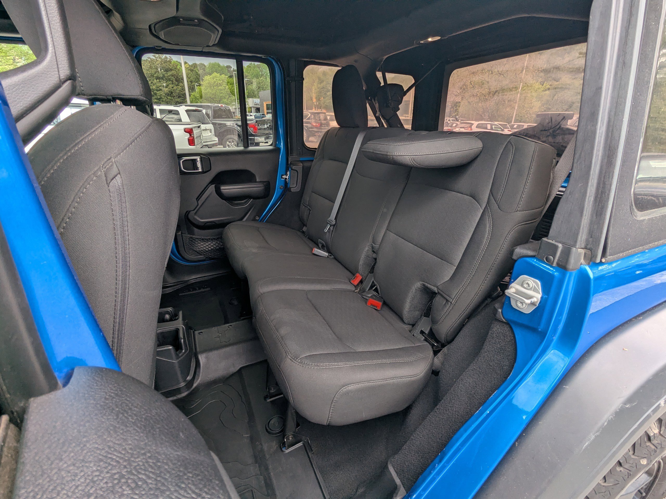 Used 2021 Jeep Wrangler Willys image 12