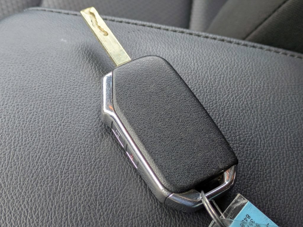 Used 2023 Kia Soul LX w/ Option Group 015 FWD image 32
